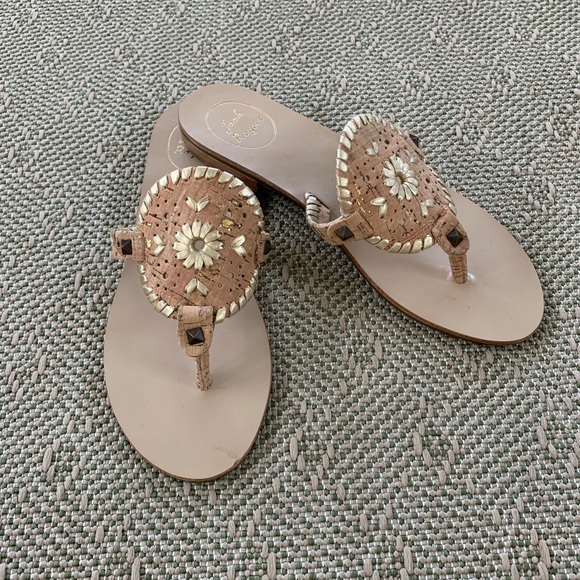Jack Rogers Shoes - Women’s Jack Rodgers Beige Sandals size 8 (EUC)